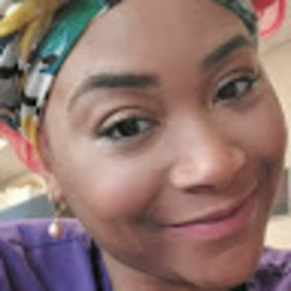 Meet your Posher, Shena